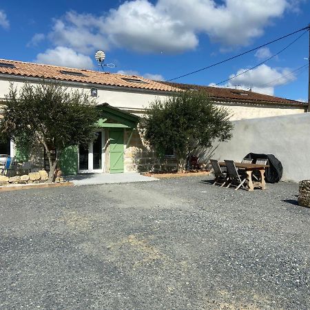 Maison De Charme Au Coeur Des Vignes Et Gironde Gauriac 外观 照片